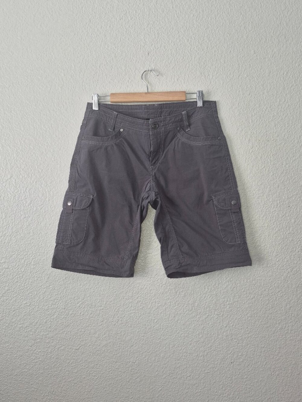 Kuhl Splash Hiking Cargo Shorts Cotton Nylon Stretch UPF50 QuickDry Gray 10 NWOT